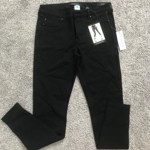Liverpool black skinny pant (Size 8)